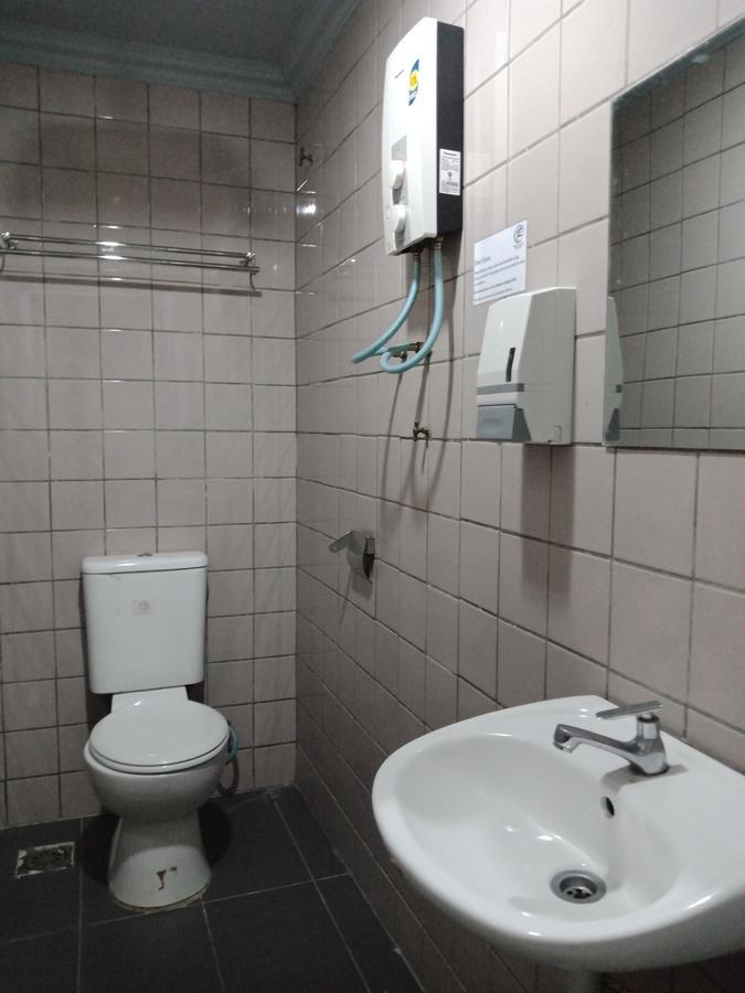 My Homie Hotel Pj Петалинг Джая Екстериор снимка